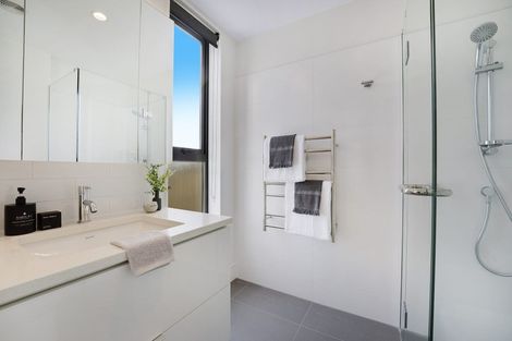 Photo of property in 13 Isitt Road, Hobsonville, Auckland, 0616