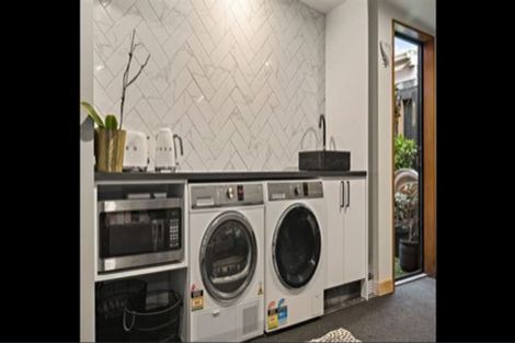 Photo of property in 2/19 Kilmarnock Street, Riccarton, Christchurch, 8011