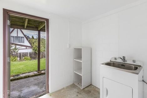 Photo of property in 1/18b Verbena Road, Birkdale, Auckland, 0626