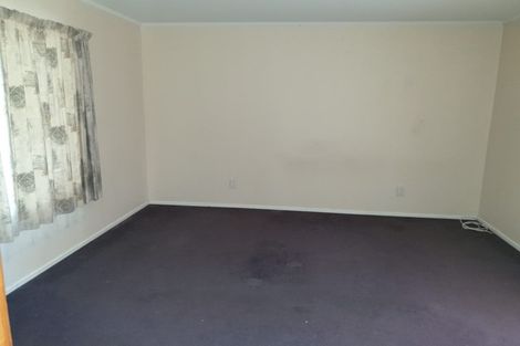 Photo of property in 4 Mountbatten Place, Papakura, 2110