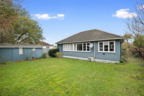 Photo of property in 13 Pitcairn Crescent, Bryndwr, Christchurch, 8053