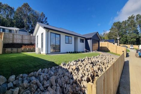 Photo of property in 3 Monterey Rise, Te Kamo, 0112