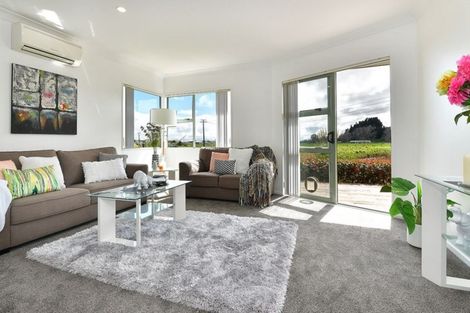 Photo of property in 1/12 Miro Street, Helensville, 0800