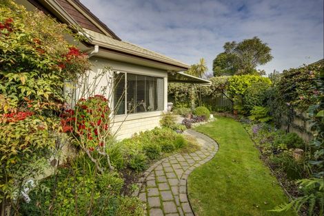 Photo of property in 10 Claridge Place, Taradale, Napier, 4112