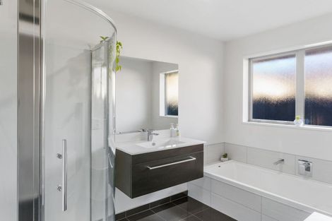 Photo of property in 6 Elgin Place, Prebbleton, 7604