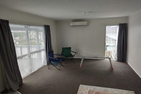 Photo of property in 7 Cambrian Street, Churton Park, Wellington, 6037