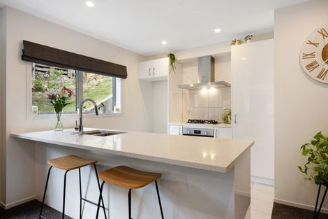 Photo of property in 5 Cunliffe Street, Johnsonville, Wellington, 6037