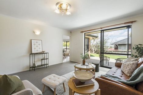 Photo of property in 29 Hugh Green Drive, Pinehill, Auckland, 0632