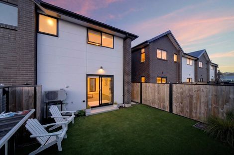Photo of property in 4/8 Matata Place, Dallington, Christchurch, 8061