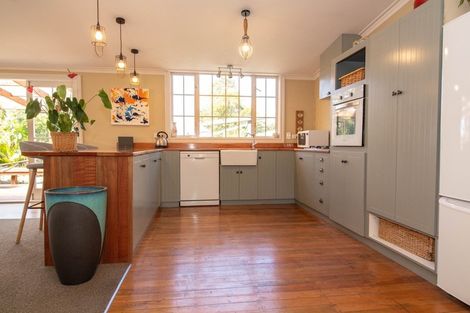 Photo of property in 157 Peel Street, Westport, 7825