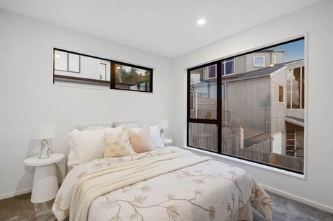 Photo of property in 33c Garadice Road, Rothesay Bay, Auckland, 0630