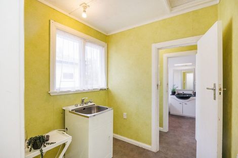 Photo of property in 7 Hobson Place, Takaro, Palmerston North, 4412