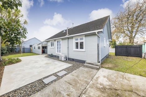 Photo of property in 46 Moheke Avenue, Roslyn, Palmerston North, 4414