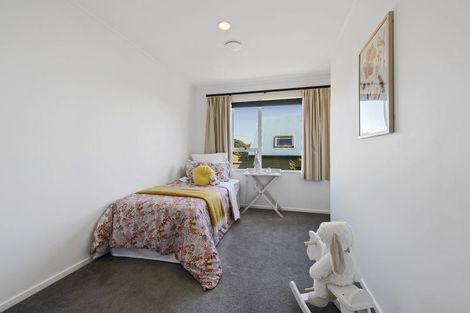 Photo of property in 19 Miro Street, Eastbourne, Lower Hutt, 5013
