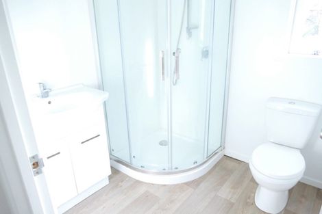 Photo of property in 44 Lynwood Road, New Lynn, Auckland, 0600