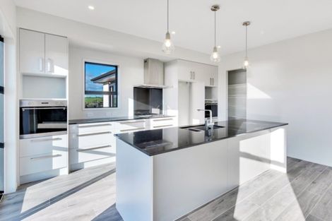 Photo of property in 24 Dame Nganeko Drive, Glenbrook, 2681