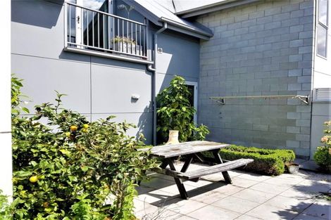 Photo of property in 4/1010 Colombo Street, St Albans, Christchurch, 8014