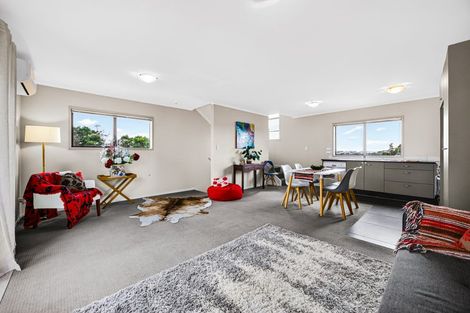 Photo of property in St Claire Village, 213/172 Mcleod Road, Te Atatu South, Auckland, 0610