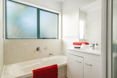 Photo of property in 16 Eastland Road, Flat Bush, Auckland, 2019