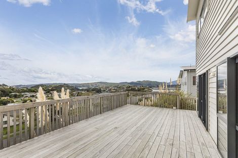 Photo of property in 10a Polestar Lane, Whitby, Porirua, 5024