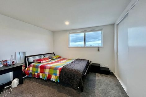 Photo of property in 1/42 Kaikoura Street, Henderson, Auckland, 0612