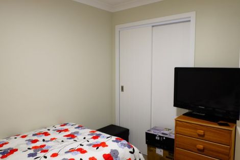Photo of property in 19u4 Collins Avenue, Tawa, Wellington, 5028