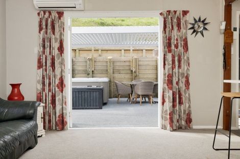 Photo of property in 16 Little Waihi Road, Maketu, 3189