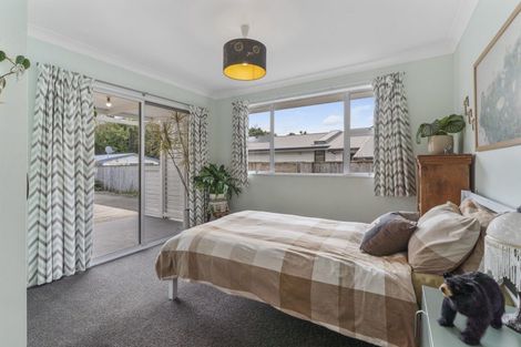 Photo of property in 59 Alexander Road, Raumati Beach, Paraparaumu, 5032