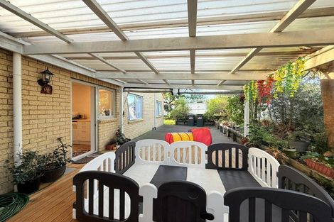 Photo of property in 3 Dunbarton Drive, Ranui, Auckland, 0612