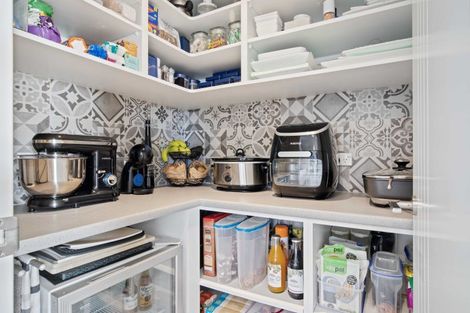 Photo of property in 124 Lisle Farm Drive, Pukekohe, 2120