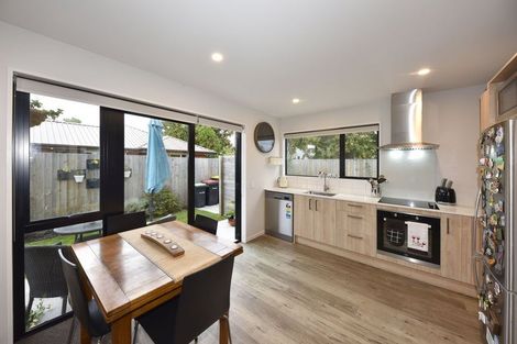 Photo of property in 4/32 Heywood Terrace, Richmond, Christchurch, 8013