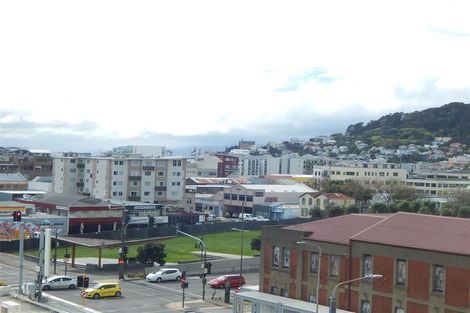 Photo of property in Cube Apartments, 5h/242 Taranaki Street, Mount Cook, Wellington, 6011