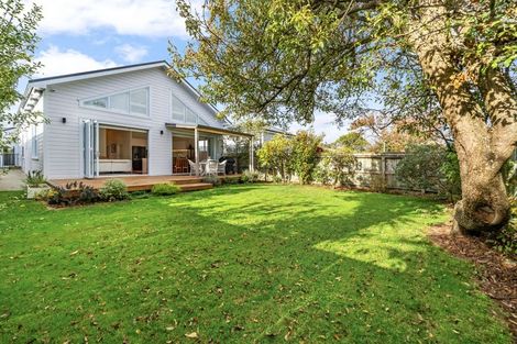 Photo of property in 35 Ava Street, Petone, Lower Hutt, 5012