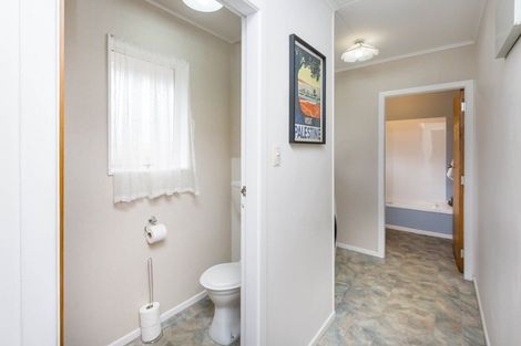 Photo of property in 528f2- Fergusson Drive, Trentham, Upper Hutt, 5018