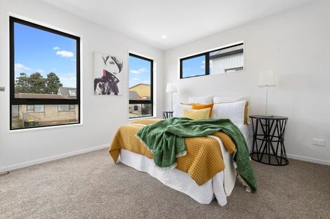 Photo of property in 28a Cape Road, Mangere, Auckland, 2022