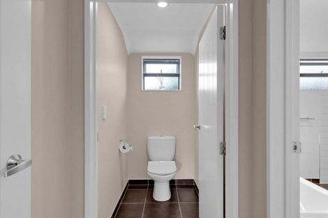 Photo of property in 48 Wiltshire Drive, Huntington, Hamilton, 3210