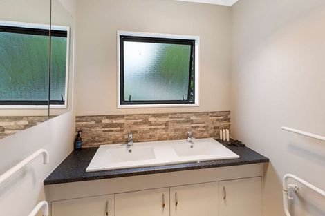 Photo of property in 40 Kent Road, Saint Johns Hill, Whanganui, 4501