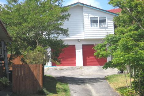 Photo of property in 2/129 Spinella Drive, Bayview, Auckland, 0629