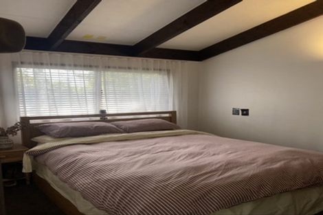 Photo of property in 2/39 Miltonia Avenue, Te Atatu South, Auckland, 0610