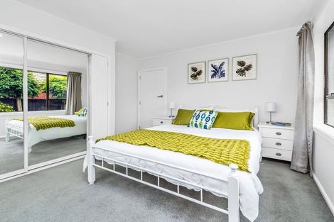 Photo of property in 413 Yaldhurst Road, Russley, Christchurch, 8042