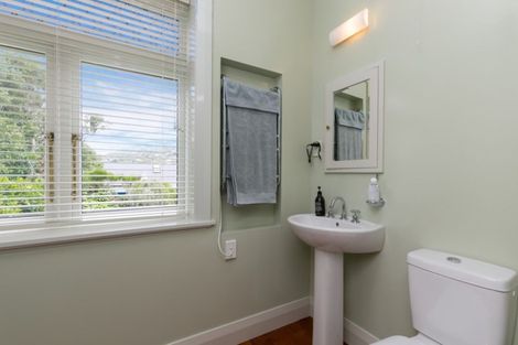 Photo of property in 48 Chamberlain Road, Karori, Wellington, 6012