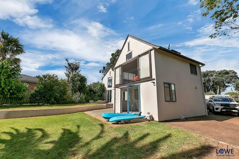 Photo of property in 480a Beach Road, Murrays Bay, Auckland, 0630