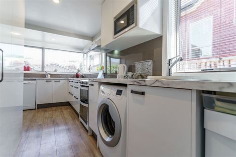 Photo of property in 24 Wyndham Street, Papanui, Christchurch, 8053