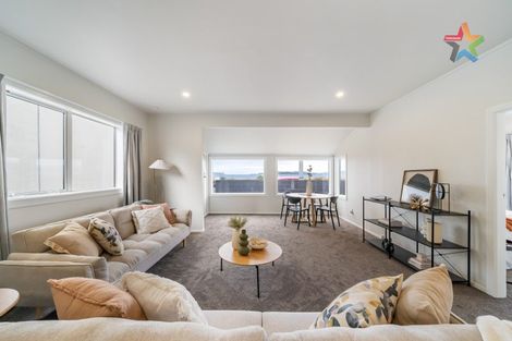 Photo of property in 221 The Esplanade, Petone, Lower Hutt, 5012