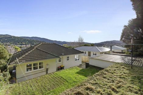 Photo of property in 33 Mckillop Street, Wainuiomata, Lower Hutt, 5014