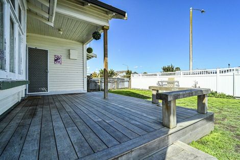 Photo of property in 700 Buller Street, Akina, Hastings, 4122