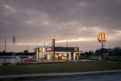 Photo of property in 21 Ellmers Street, Woodend, 7691