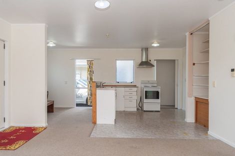 Photo of property in 2 Macalister Place, Miramar, Wellington, 6022