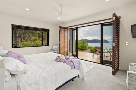 Photo of property in 73 Radar Road, Hot Water Beach, Whitianga, 3591