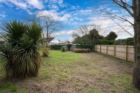 Photo of property in 22 Besant Place, Avondale, Christchurch, 8061